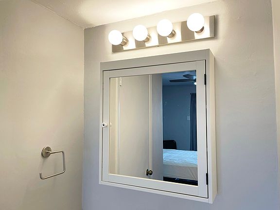 4th image of 3919 Holland Ave APT 205