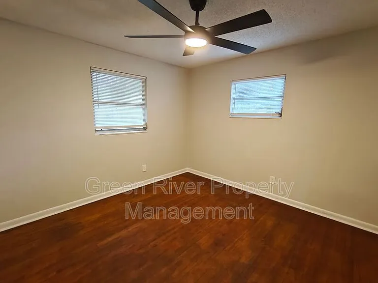 2138 W 17th St — Photo 28