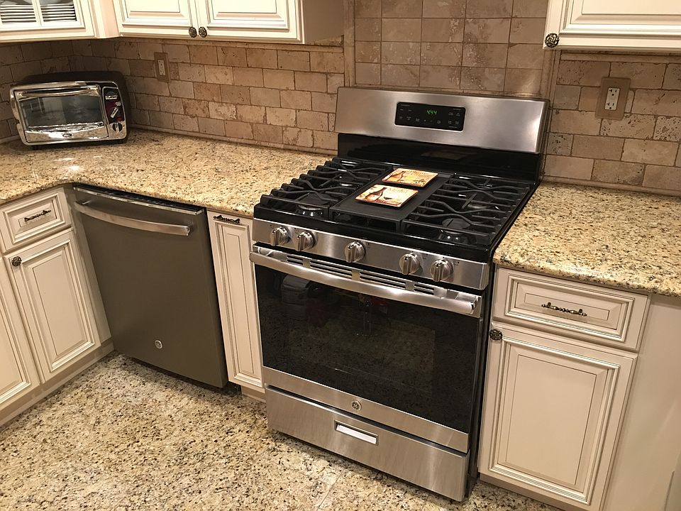 1st image of 100 Colfax Ave APT 4M
