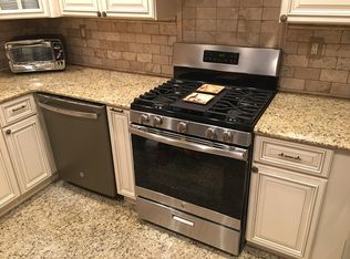 100 Colfax Ave APT 4M, Staten Island, NY 10306