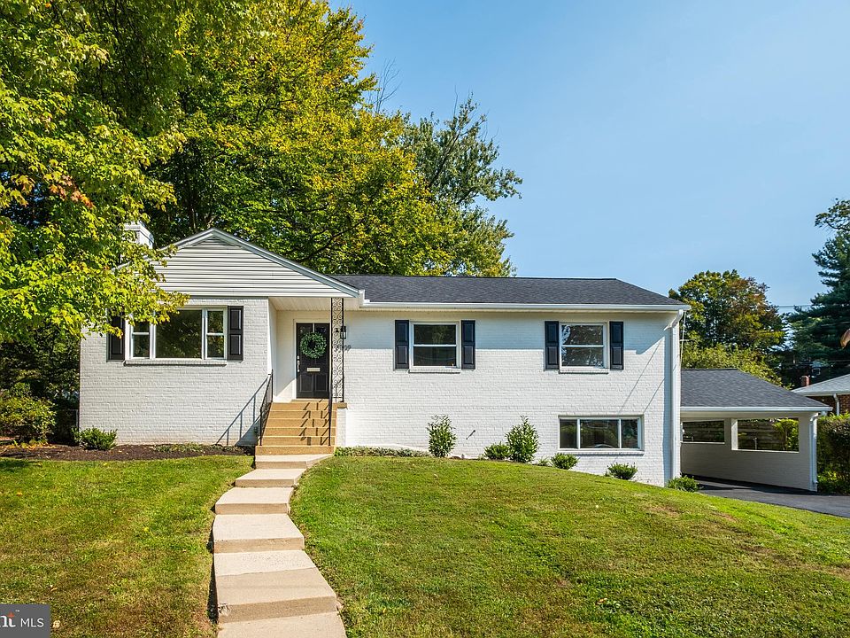 1st image of 3209 Patrick Henry Dr