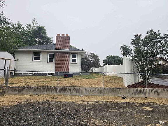 2nd image of 1722 11th Ave