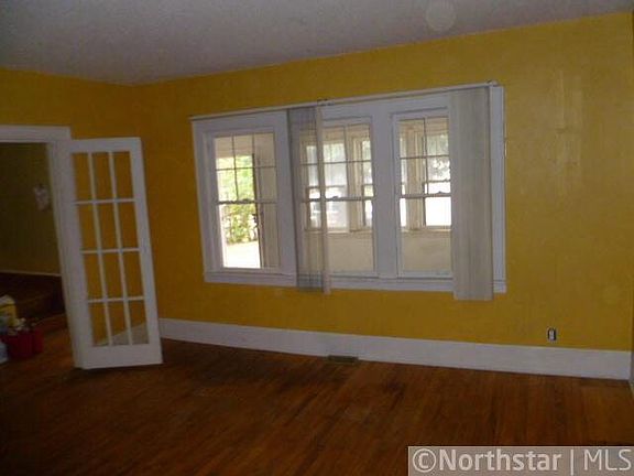 3rd image of 106 W Douglas Street