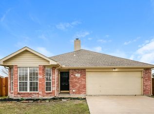 1305 Indian Wells Trl, Midlothian, TX 76065