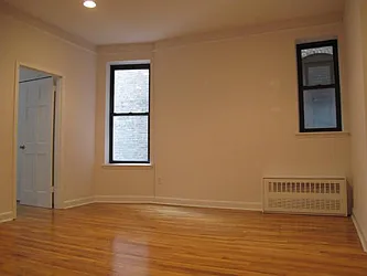 Rented by Metropolis Real Estate of Manhattan