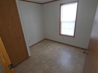 422 E Fountain Rd #28, Joplin, MO 64801