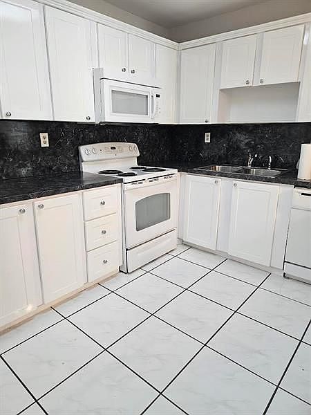 1st image of 4131 NW 88th Ave
