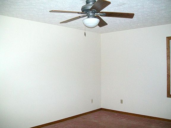 2nd image of 7111 Foxlair Dr