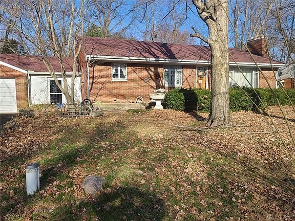 5th image of 351 Dove Dr