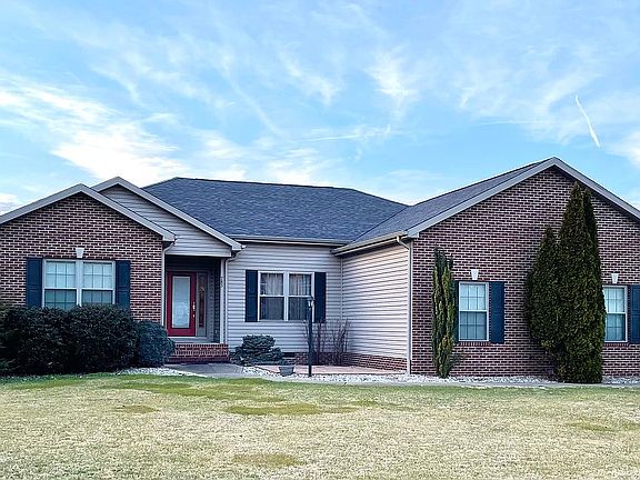 2nd image of 785 Claiborne Dr