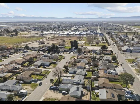 3355 Camden St, Rosamond, CA 93560