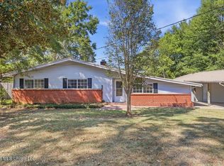 120 Lakeland Dr, Florence, MS 39073