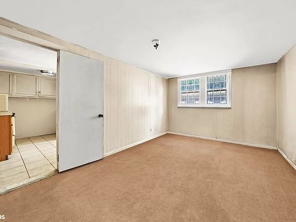 5th image of 8618 Avenue B