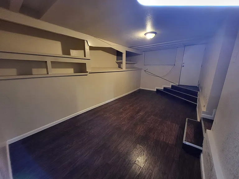 5215 Bayview Ave — Photo 15