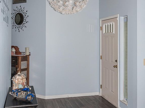 3rd image of 14220 CRYSTAL COVE Drive