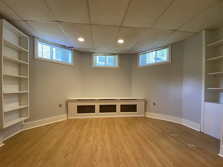239 Edwards St #LL — Photo 11