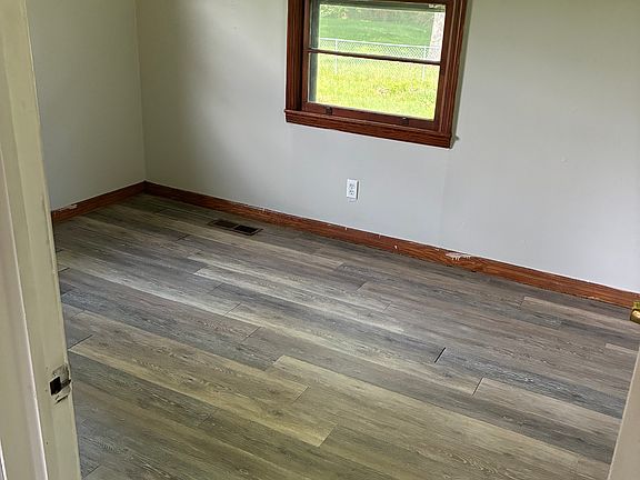 4th image of 7274 Highway 36 E