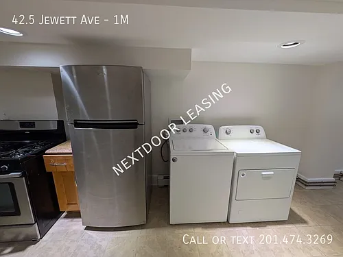 42.5 Jewett Ave #1M Photo 1