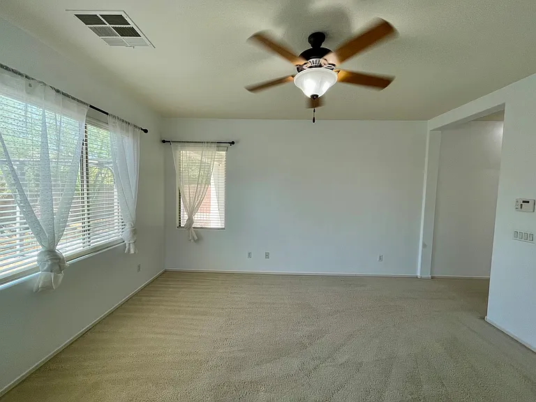 17027 W Hammond St — Photo 15