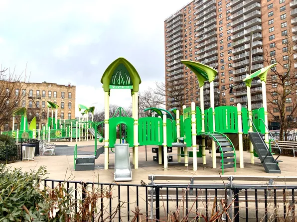 1558 Saint Mark's Avenue image 26 of 27