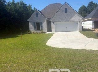 400 Sutton Ln, Foley, AL 36535