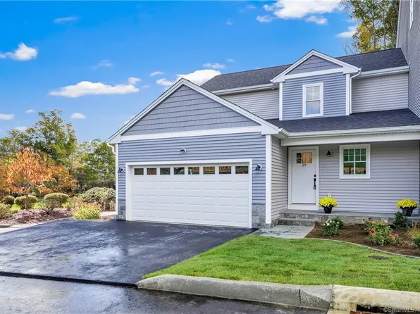 85 River (aka Spindrift Ln) Lane #28, Shelton, CT 06484