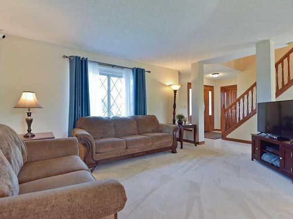 2nd image of 500 Springwood Lake Dr