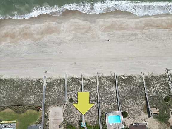 4th image of 911 Fort Fisher Boulevard S