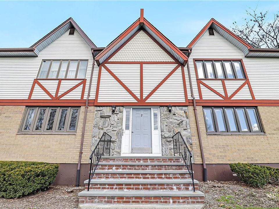1st image of 2 Somerset Drive #27M