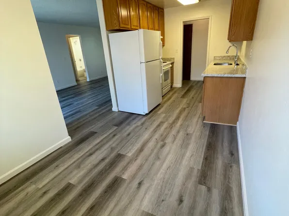 2019 W Middlefield Rd APT 4, Mountain View, CA 94043