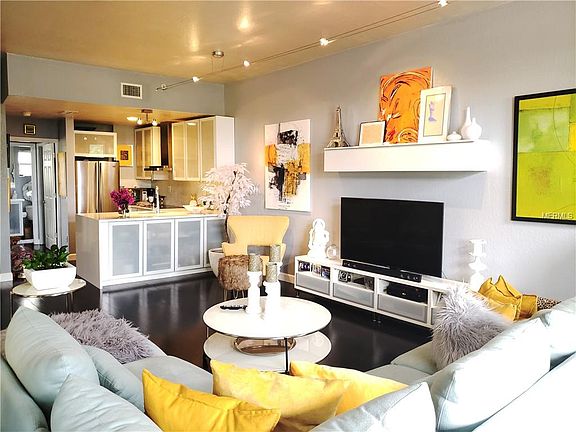 4th image of 1911 E 5th Ave #7