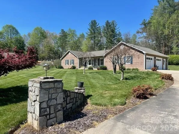 3558 Playmore Beach Rd, Lenoir, NC 28645