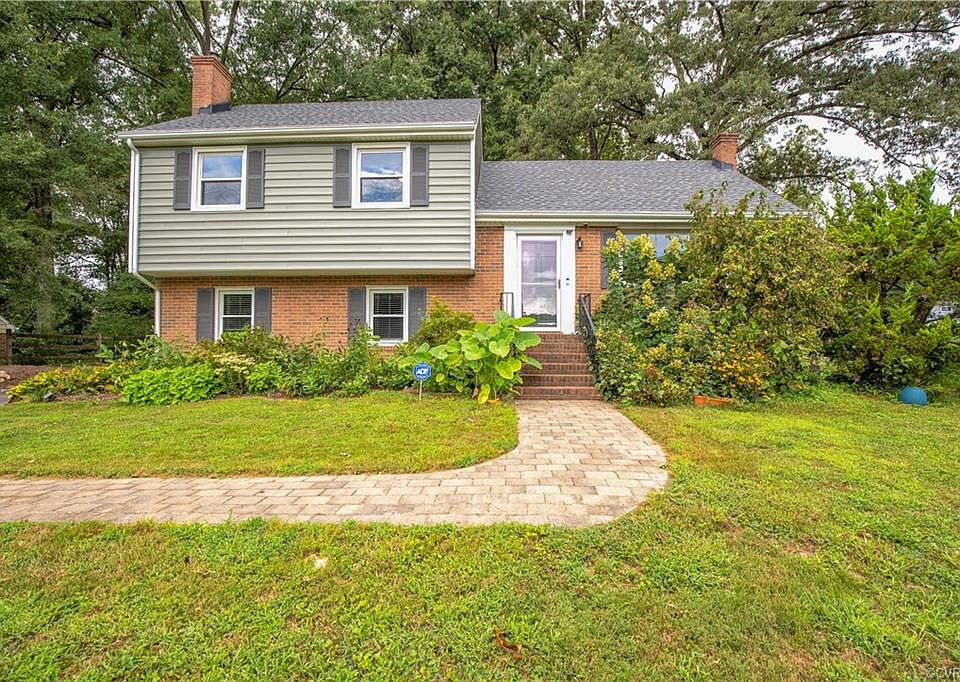 1st image of 1032 Southam Dr