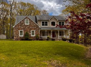174 Summit Rd, Swiftwater, PA 18370