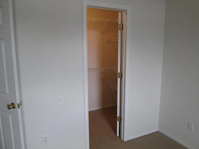 Walk in closet