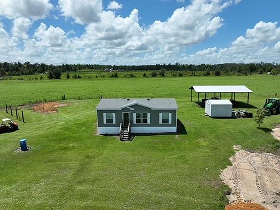 2nd image of 903 Bartlett Rd