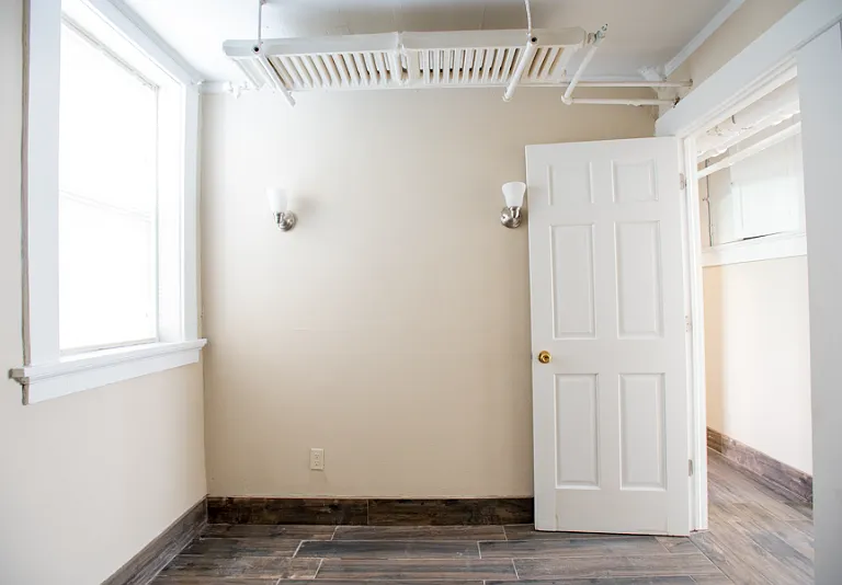 1704 E Locust St #1 — Photo 14