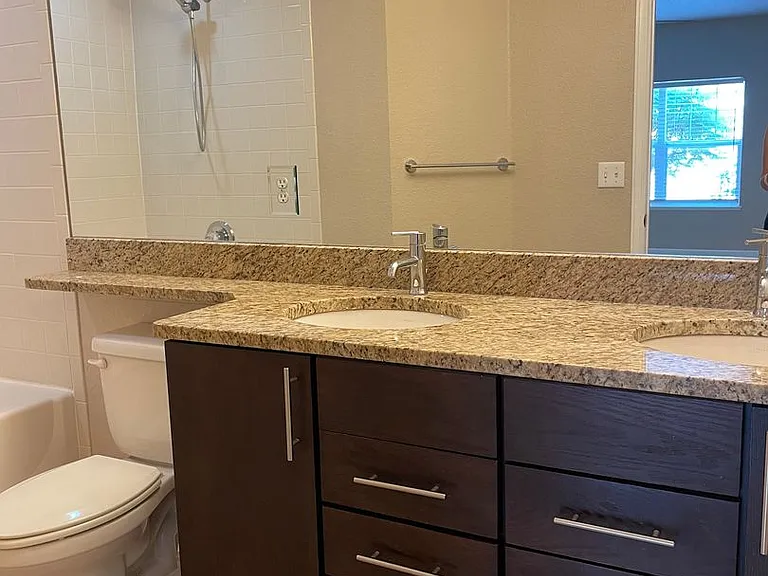 5225 White Willow Dr #J130 — Photo 25