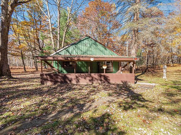3rd image of 3385 Jones Rd