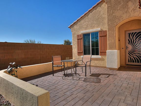2nd image of 2852 N PRINCETON Drive