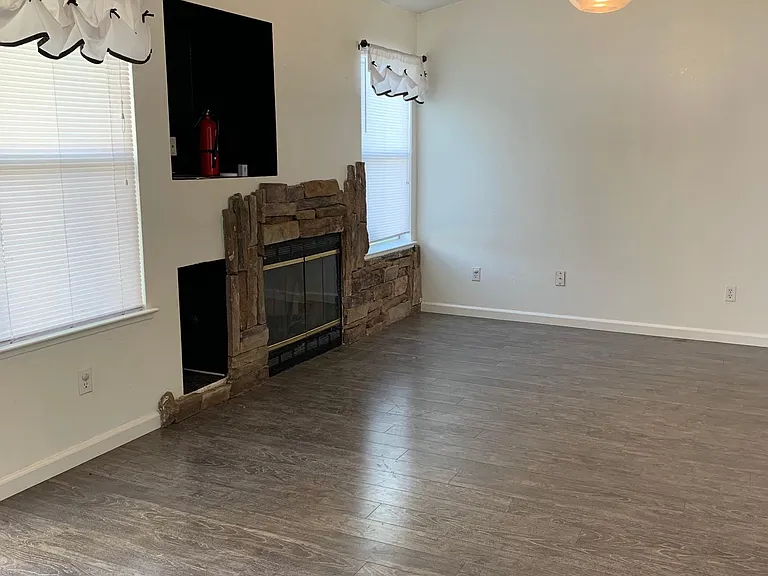 5420 Rabbit Hill Ct — Photo 4