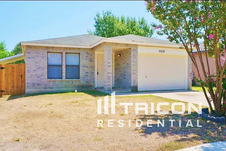 1st image of 9858 Misty Plain Dr