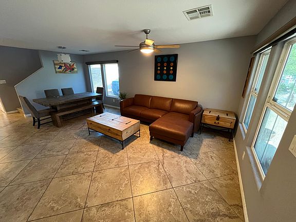 3rd image of 8345 Lavender Jade Ct