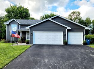 20860 Georgia Ave N, Forest Lake, MN 55025
