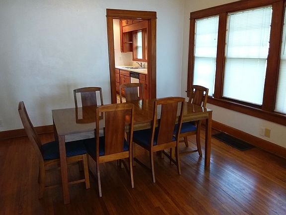 4th image of 112 N Union St
