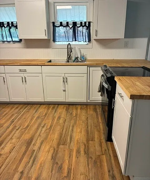309 E Hoffman Ave — Photo 4