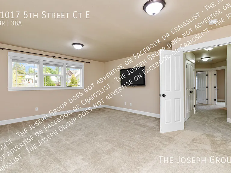 11017 5th Street Ct E — Photo 28