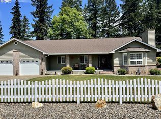 304 Upper Camp Loop Rd, Roseburg, OR 97470