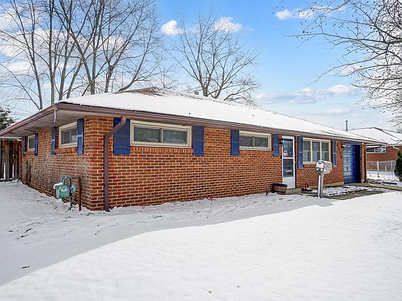 3rd image of 1538 Golding Dr