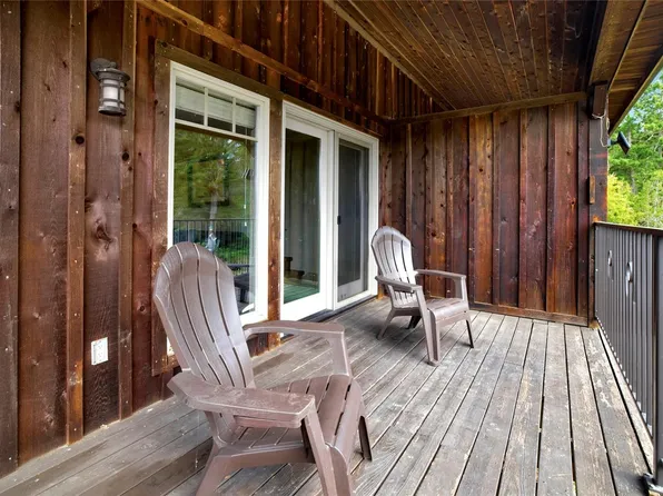 315 Robinson Rd #2, Saltspring Island, BC V8K 1P7